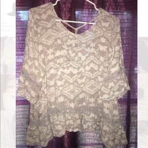 Maurice’s L/XL top